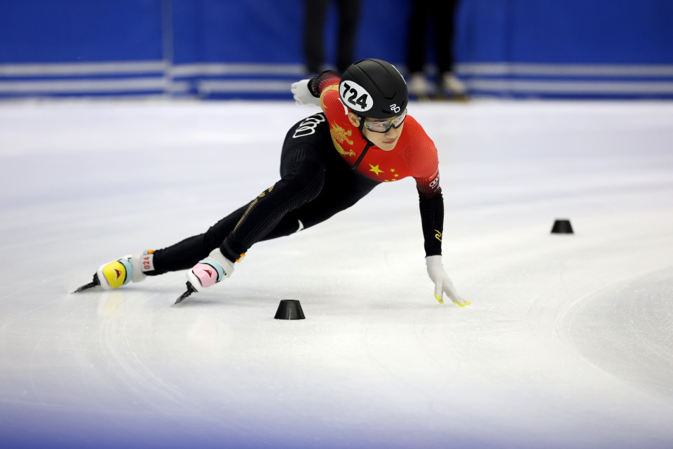 观看比赛时, OIiHI 观看比赛时, OIiHI