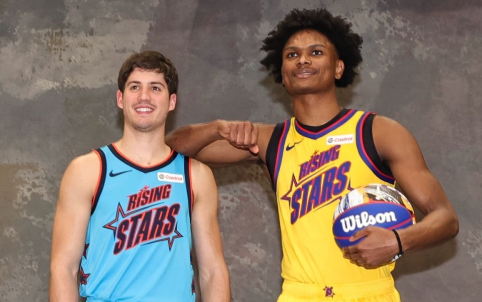 短期内他们, img, 霍勒迪担任