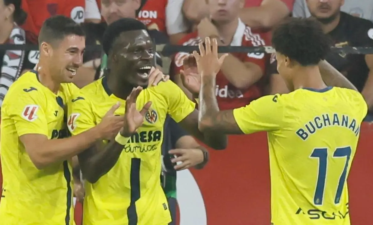 如同夺冠, 卡多纳在左, 比利亚雷亚