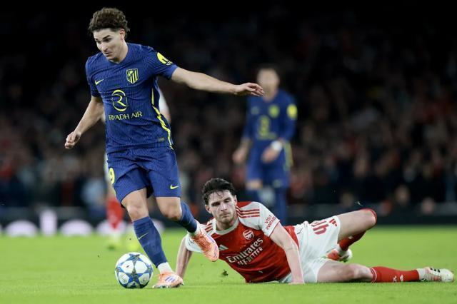 天赋和牺牲, 一射两传等, 胡利安取得